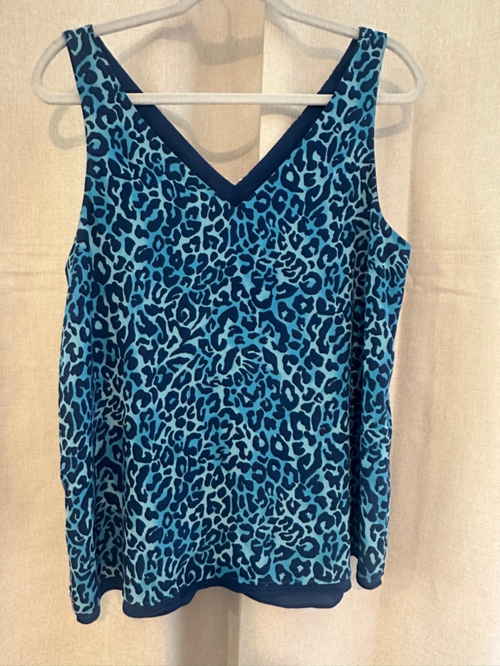 Lilly Pulitzer Turquoise & Navy Leopard V-Neck Tank